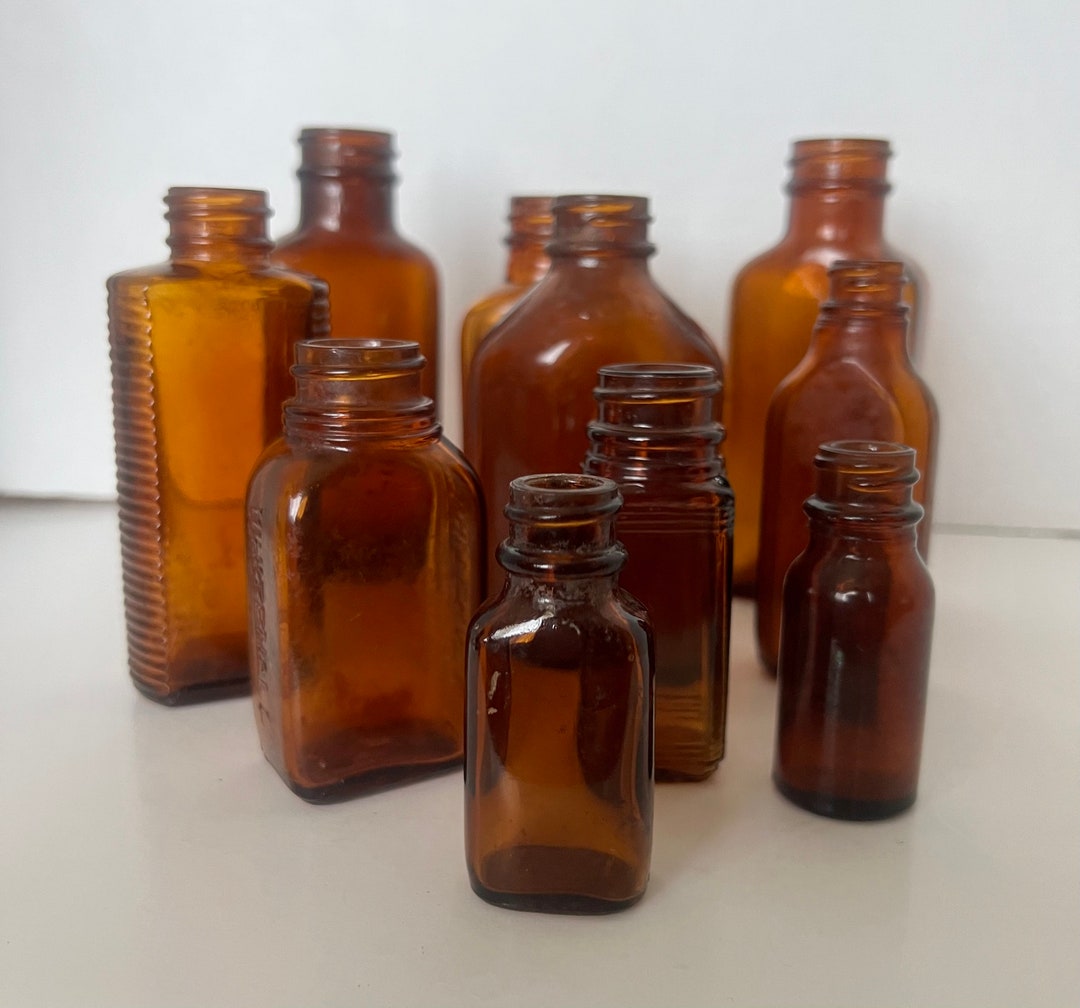 Vintage Amber Medicine Bottles 10 Count Etsy