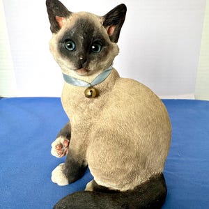 Vintage Cat Figurine Country Artists Siamese Kitten 7” Resin - Etsy