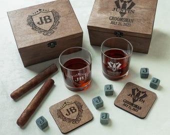 Personliga whiskyglas, presenter till marskalkar, personligt whiskyset, whiskystenar, present till best man, present till marskalkar, bourbonglas