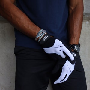 Gym, Sports, Fitness Gloves - Phantom Grip III
