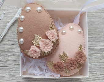 Felt Easter decor, Set of 2 Easter Eggs, pastel Easter ornaments, Spring flowers, egg hanging decorations