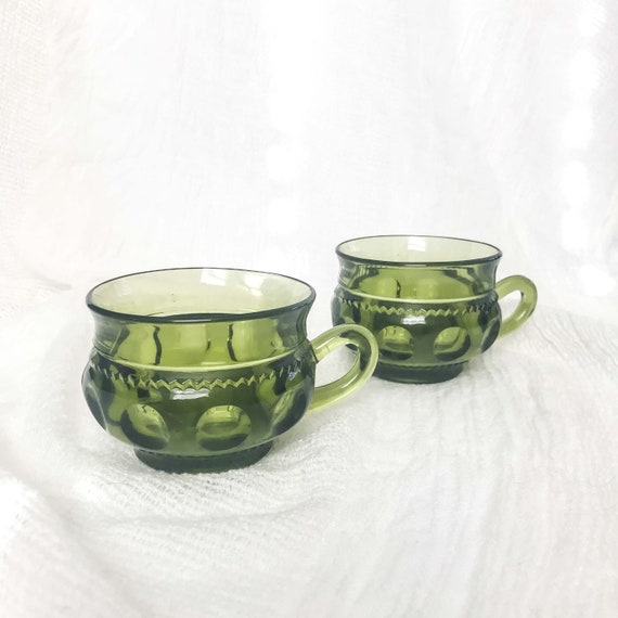 Vintage Green Glass Punch Cups Set of Two, Glassware, Coffee Cup, Tea, Mug,  Mugs, Drinkware, Drinks, Kitchen, Retro, Chic 
