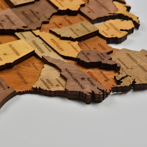 Carte 3D en bois des États-Unis d’Amérique Carte en bois faite à la main Art en bois Carte de voyage Cadeau d’anniversaire Cadeau d’anniversaire Décoration murale