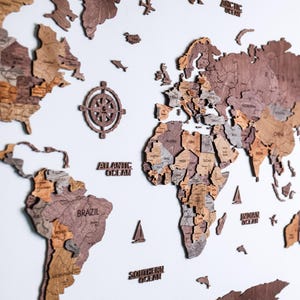 Carte du monde en bois, oeuvre d'art mural 3D, cadeau de voyage pour lui, décoration murale de bureau