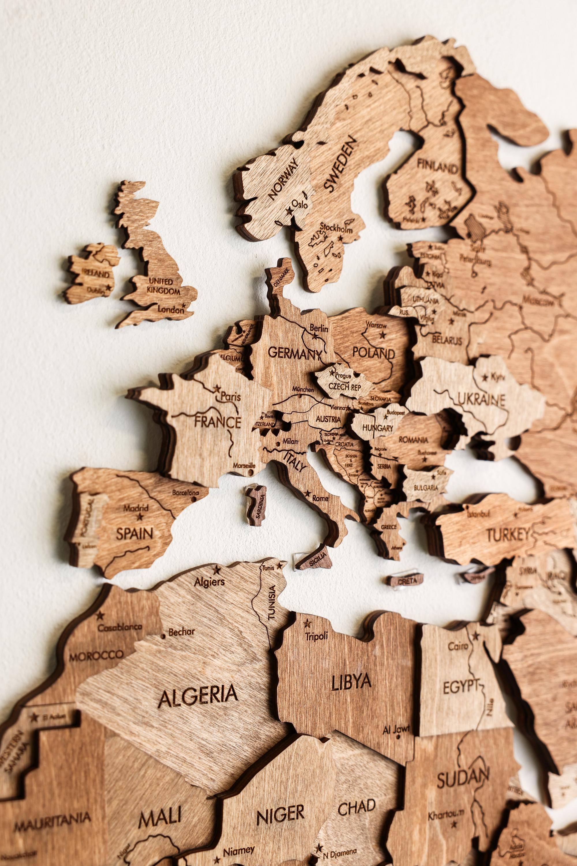 Carte du Monde en Bois 3D CREATIFWOOD Graphite, M (100 x 70 cm) - Décoration Murale - Imagerie Murale - Encadrement