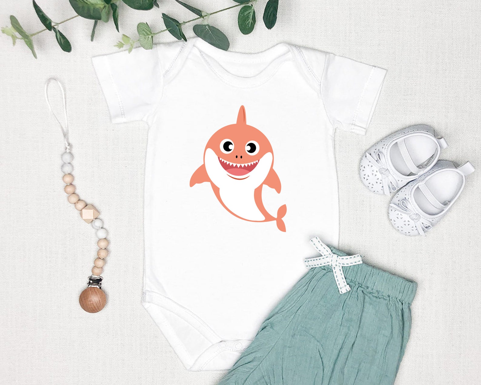 Free Free 326 Baby Shark Family Svg SVG PNG EPS DXF File
