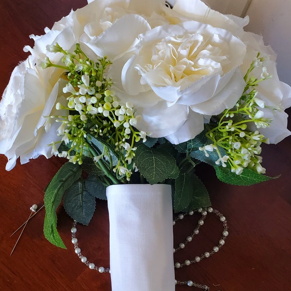 BRIDAL BOUQUET WRAP, Blank bouquet wrap, monograming, something blue, wedding gifts, wedding most have