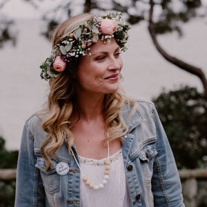 Abzeichen für Junggesellinnenabschiede und botanische Hochzeiten