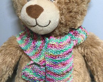 Handknitted cotton scarf for a toy