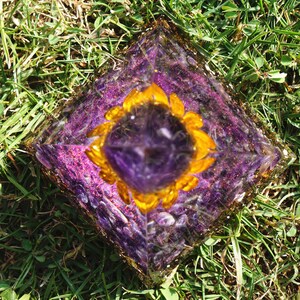 Amethyst Orgone, Energy Generator Meditaiton Tool, Gift for her image 3