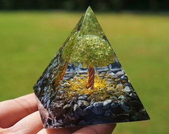 Tree of Life Peridot Orgonite Pyramid: Snowflake Obsidian Energy