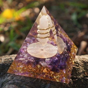 Rose Quartz Orgonite Pyramid | Amethyst & Gold Foil, Meditation Tool