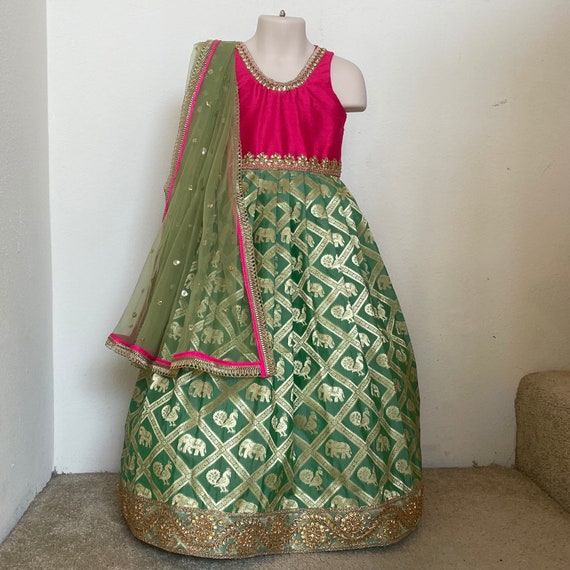 Amazon.com: ETHNIC EMPORIUM Indian Kids Wear Comfy Festive Kids Wear  Georgette Mirror zari Gown Anarkali Dress for Girls K22 (yellow, 6-7 yrs):  Clothing, Shoes & Jewelry