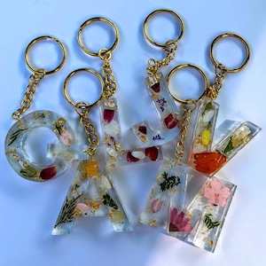 Floral Initial Keychain | Letter Keychain | Resin Alphabet Keychain | Dried Flower Keychain | Pressed Flowers | Mothers Gifts | Gift for Her