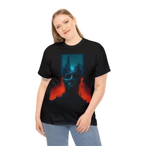 Surreales psychedelisches TShirt, Dark Surrealismus Shirt, Dark Dystopian Portrait Tee Bild 5