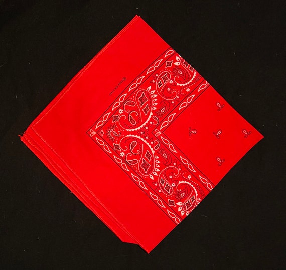 Vintage Red Paisley Bandanna 100% Cotton Excellen… - image 2
