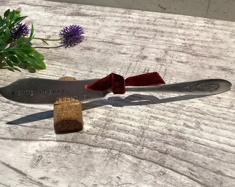 Esparcidor de placa de plata vintage estampado a mano *Somos Cheddar juntos* Mantequilla mermelada tabla de queso cuchillo anfitriona fiesta de regalo charcutería vacaciones