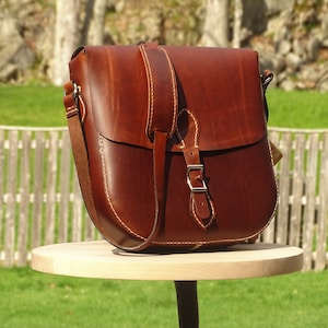 Boston Messenger Bag for Ipad, Notebooks, Kindle. Handmade to your exact needs with only the finest materials and hardware.