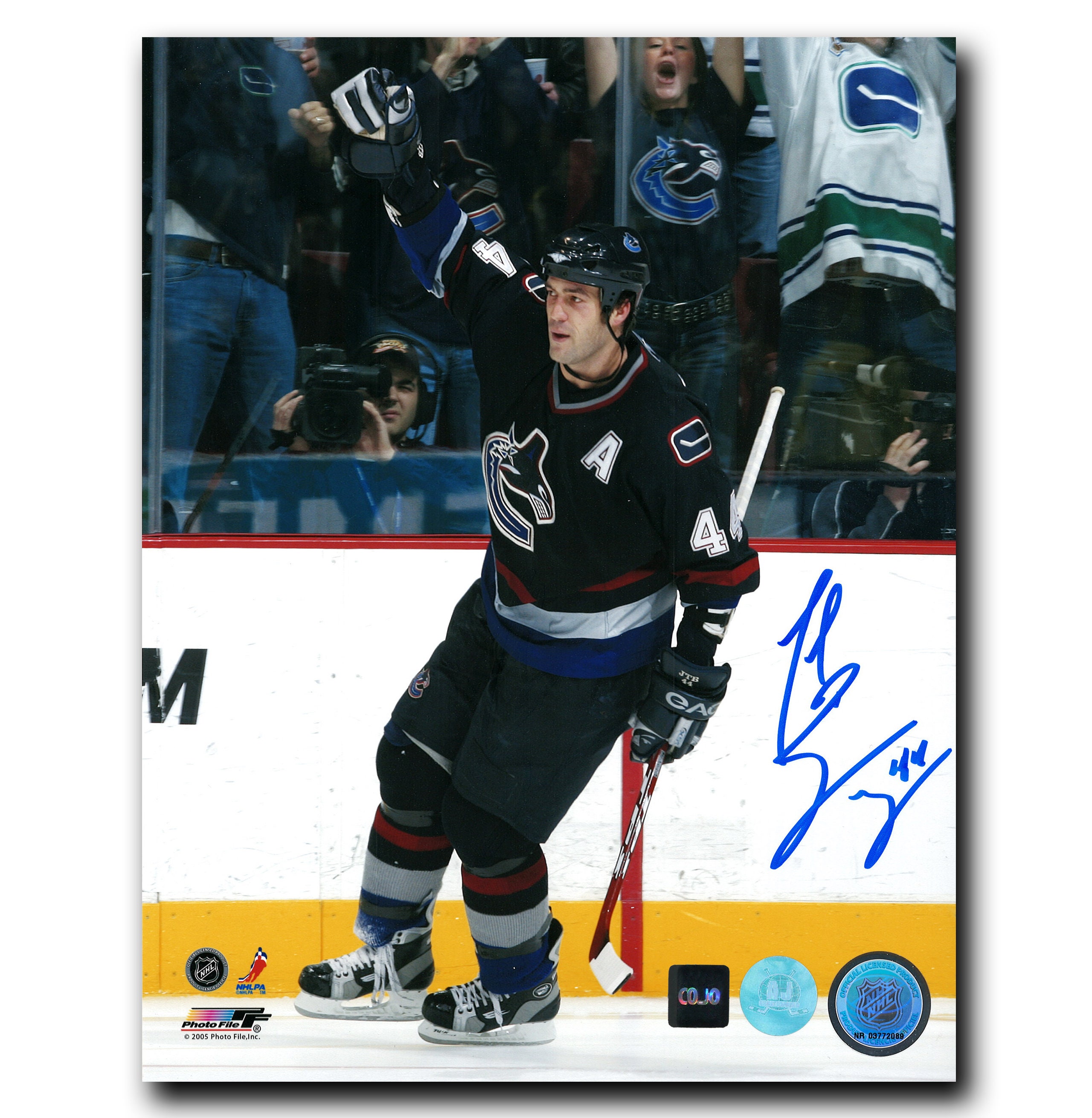 Signed Todd Bertuzzi 8x10 Photo AUTOGRAPH NHL New York Islanders AUTO