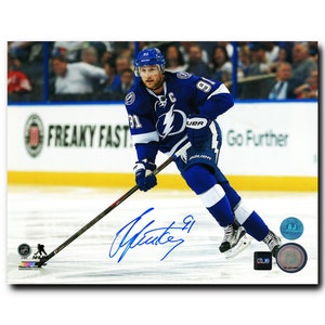 Steven Stamkos Tampa Bay Lightning Autographed Action 8x10 Photo