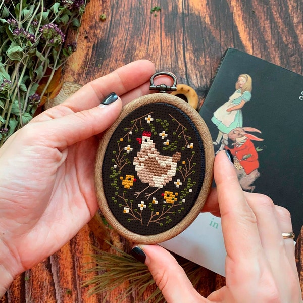 Farmhouse Chicken Cross Stitch Pattern: Floral Wreath, Kitchen Decor (PDF Pattern)