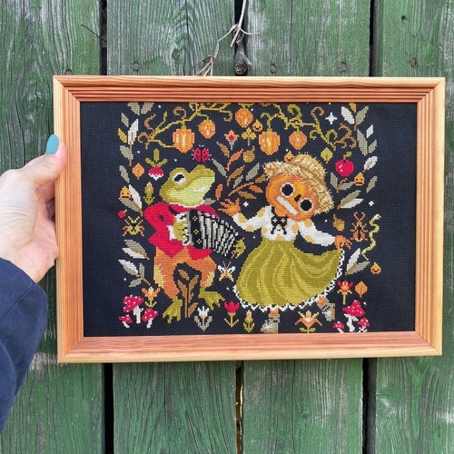 Pumpkin, Toad, Frog, Ghost, cross stitch pattern, Halloween color chart, Spooky Creepy Horror embroidery sample, Folk Art