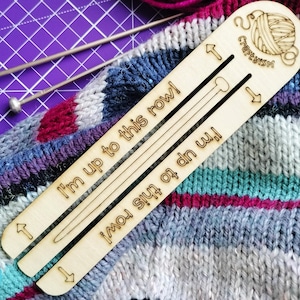 Knitting pattern keeper, row counter, Knitting bookmark, Progress keeper, Minimalist knitting accessory, knitting equipment, Creative gift