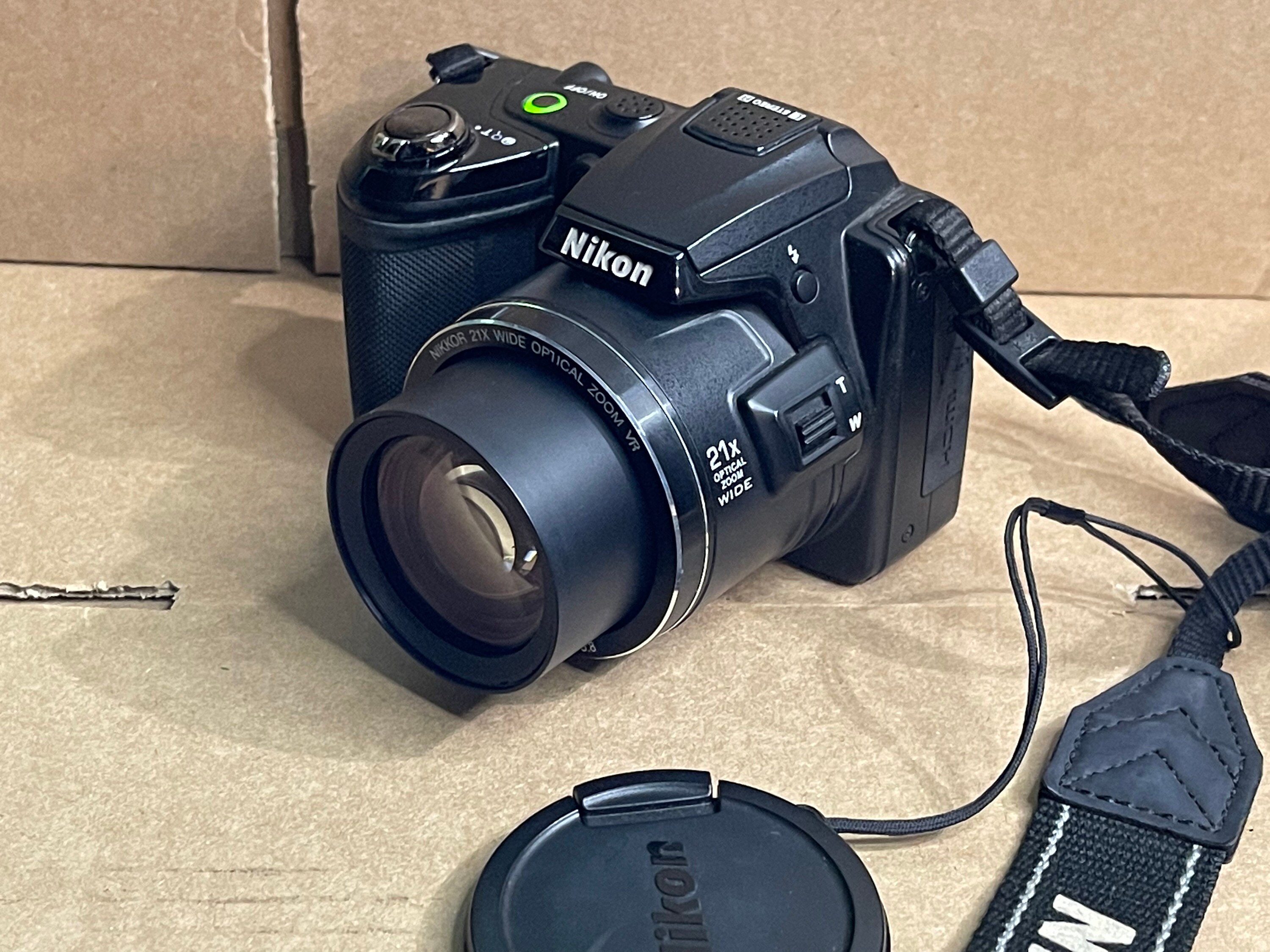 is nikon coolpix l120 a dslr