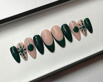 Green Press on Nails Christmas Baubles and Snowflake nails | glitter Fake Nails | False Nails | hand painted | Glue on nails  | Luxury Nails