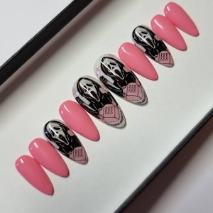 Scream press on Nails | Halloween nails | Fake Nails | False Nails | hand painted | Glue on nails  | Sets of 10 and 20 nails Ghostface