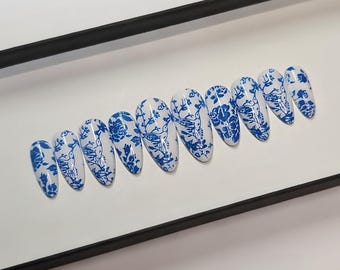White and blue press on Nails | glue on nails | Fake Nails | False Nails | hand painted nails | Delftware nails | Sets of 10 and 20 nails