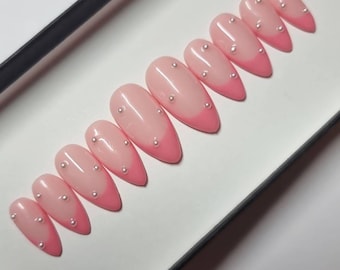 Pink French tip Pearl press on Nails | glue on nails | Fake Nails | False Nails | hand painted | Glue on nails  | Sets of 10 and 20 nails