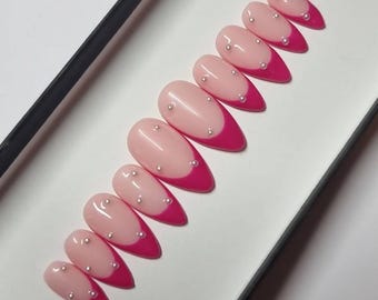 French tip Pearl press on Nails | glue on nails | Fake Nails | False Nails | hand painted | Glue on nails  | Sets of 10 and 20 nails
