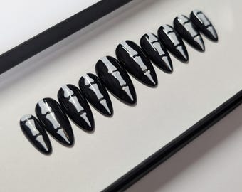 Skeleton Bone Press on Nails | Halloween Nails | Black Fake Nails | False Nails | Hand Painted | Glue on Nails | Gothic Almond Nails