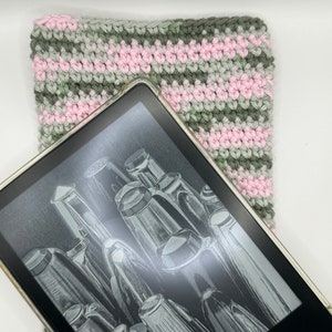 Crochet Kindle Sleeve
