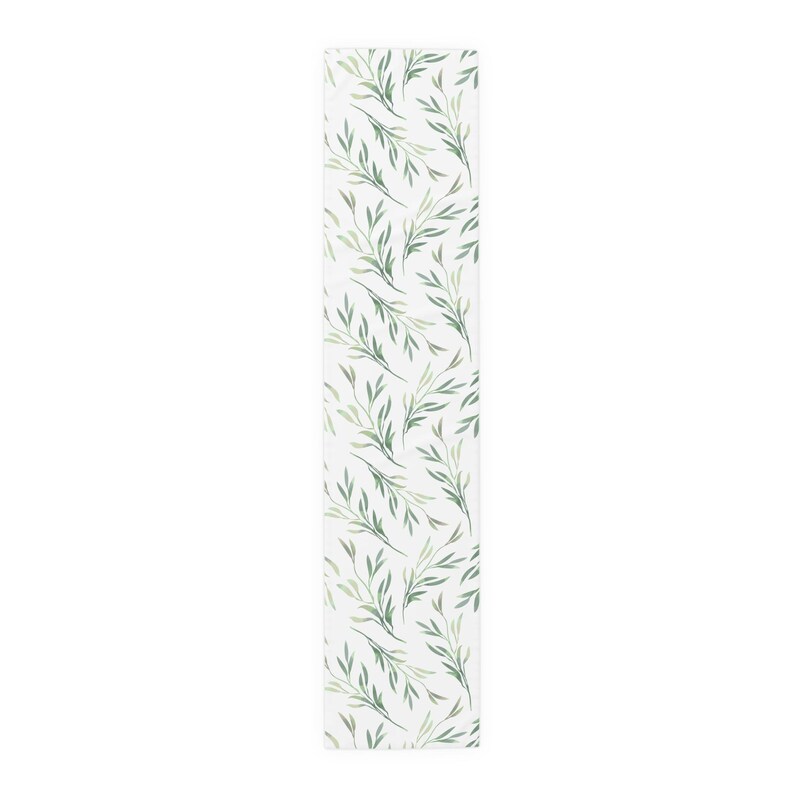 Camino de mesa de hojas verdes suaves, decoración botánica para mesa, comedor de estilo campestre francés, decoración de mesa cottagecore, camino de mesa neutro de eucalipto imagen 5
