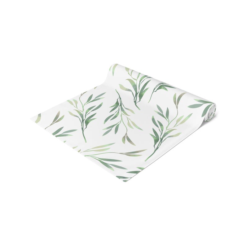 Camino de mesa de hojas verdes suaves, decoración botánica para mesa, comedor de estilo campestre francés, decoración de mesa cottagecore, camino de mesa neutro de eucalipto imagen 6