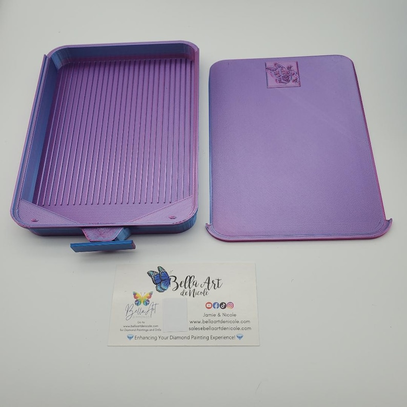 Bandeja para pintura de diamantes con tapa - Accesorio de taladro impreso en 3D apilable MAX Light Blue Pink