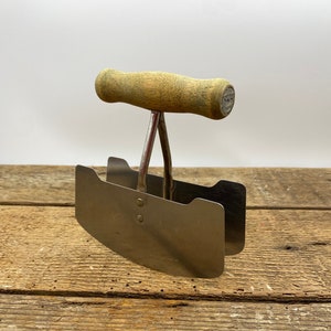 Vintage Primitive Rocker Chopper