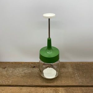 Avacado Green Federal Housewares Hand Food Chopper