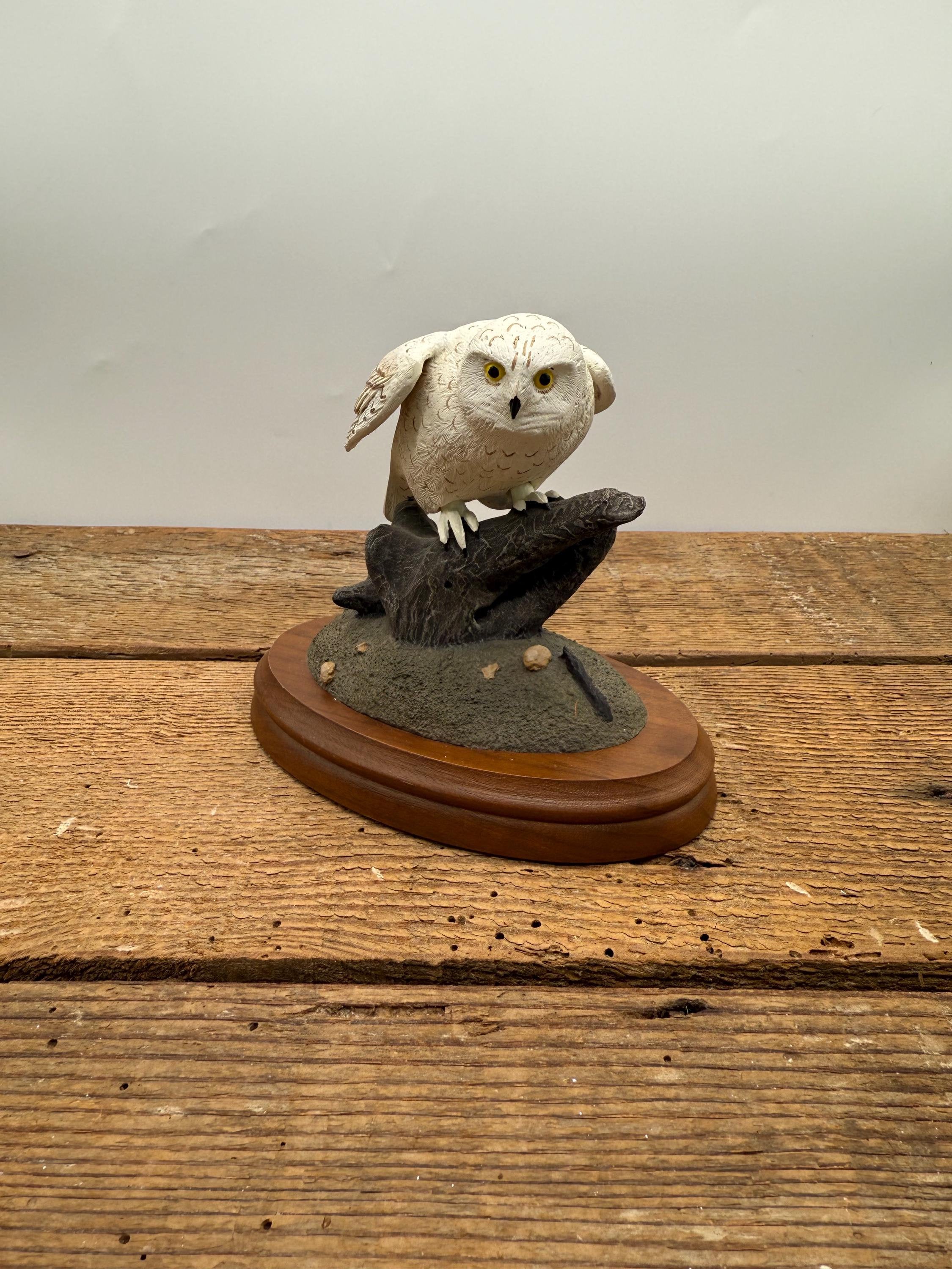 Hand Painted Snowy Owl Hamilton Collection First Issue of America's Majestic Owls