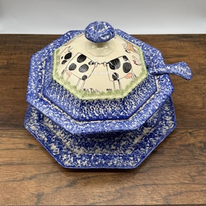Signed Molly Dallas 1994 Blue Spongeware Soup Tureen Set with Ladle & Tray