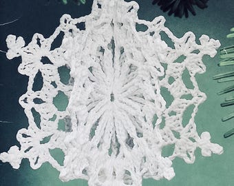 16 patrones de adornos de crochet vintage (descarga en PDF)