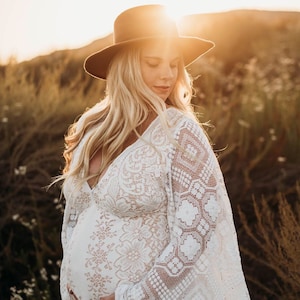 Chelsea, Traveling dress, dress rental, maternity dress rental, boho maternity dress