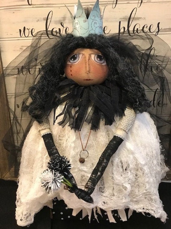 Crying Bride (Left At The Altar) E-Pattern. She's an original doll creation handmade by me.