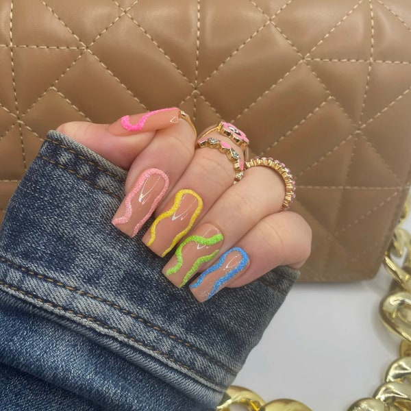 Press On Nails, Spring Nails, Summer Nails, Glitter Nails, Nude Nails, Abstract Line Nails, Press On Nail Set