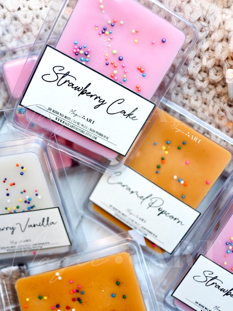 Sprinkle Birthday Cake Candle, Handmade Soy Blend Wax, Dessert Scented 1 Clamshell Wax Melt