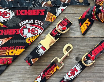 Double-Sided Dog Bandanna - Kansas City Chiefs & Footballs
