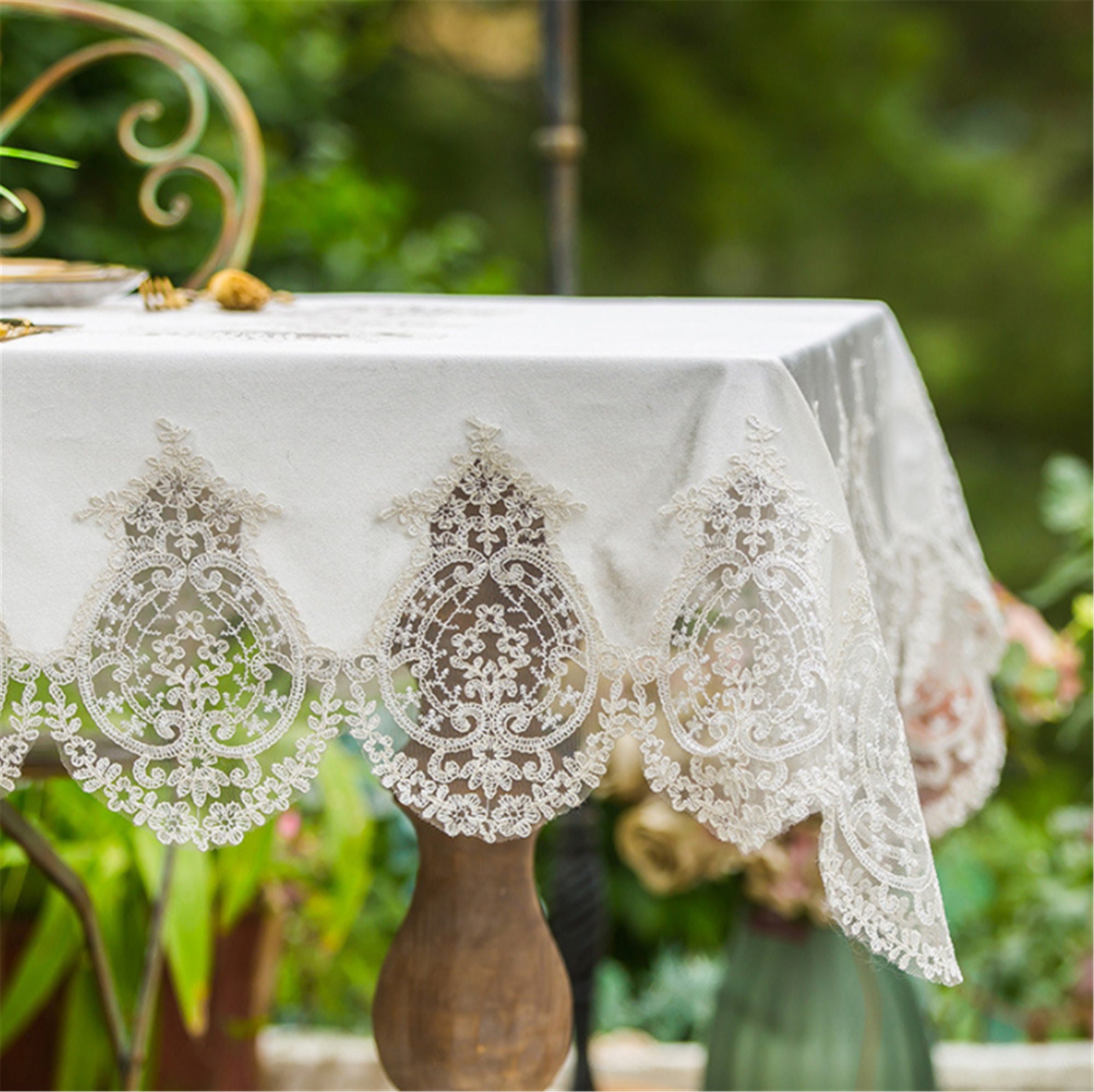 Luxury Victorian Embroidered Linen Tablecloth With Classic Lace and High Quality Fabric,home