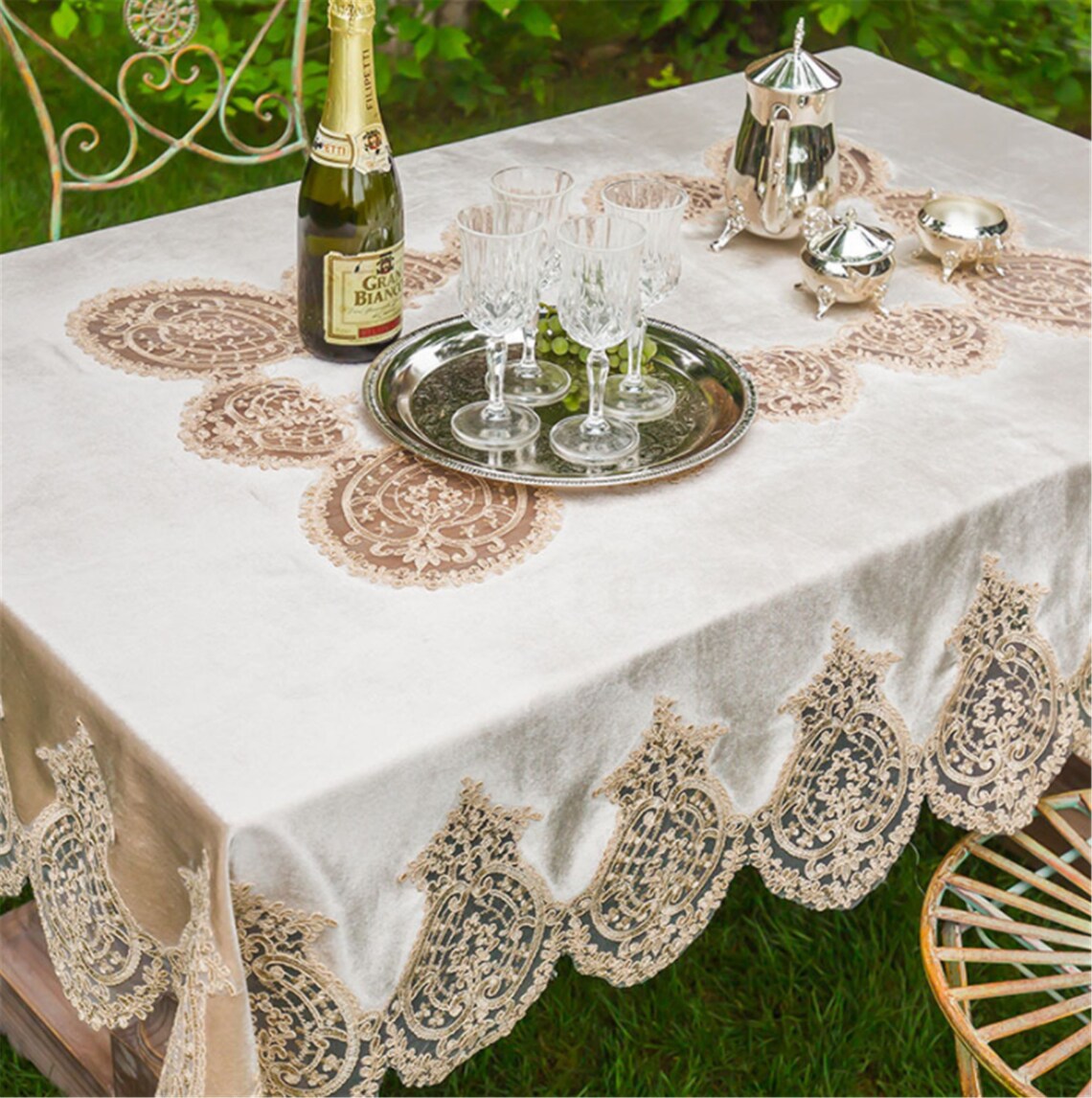Luxury Victorian Embroidered Linen Tablecloth With Classic Lace and